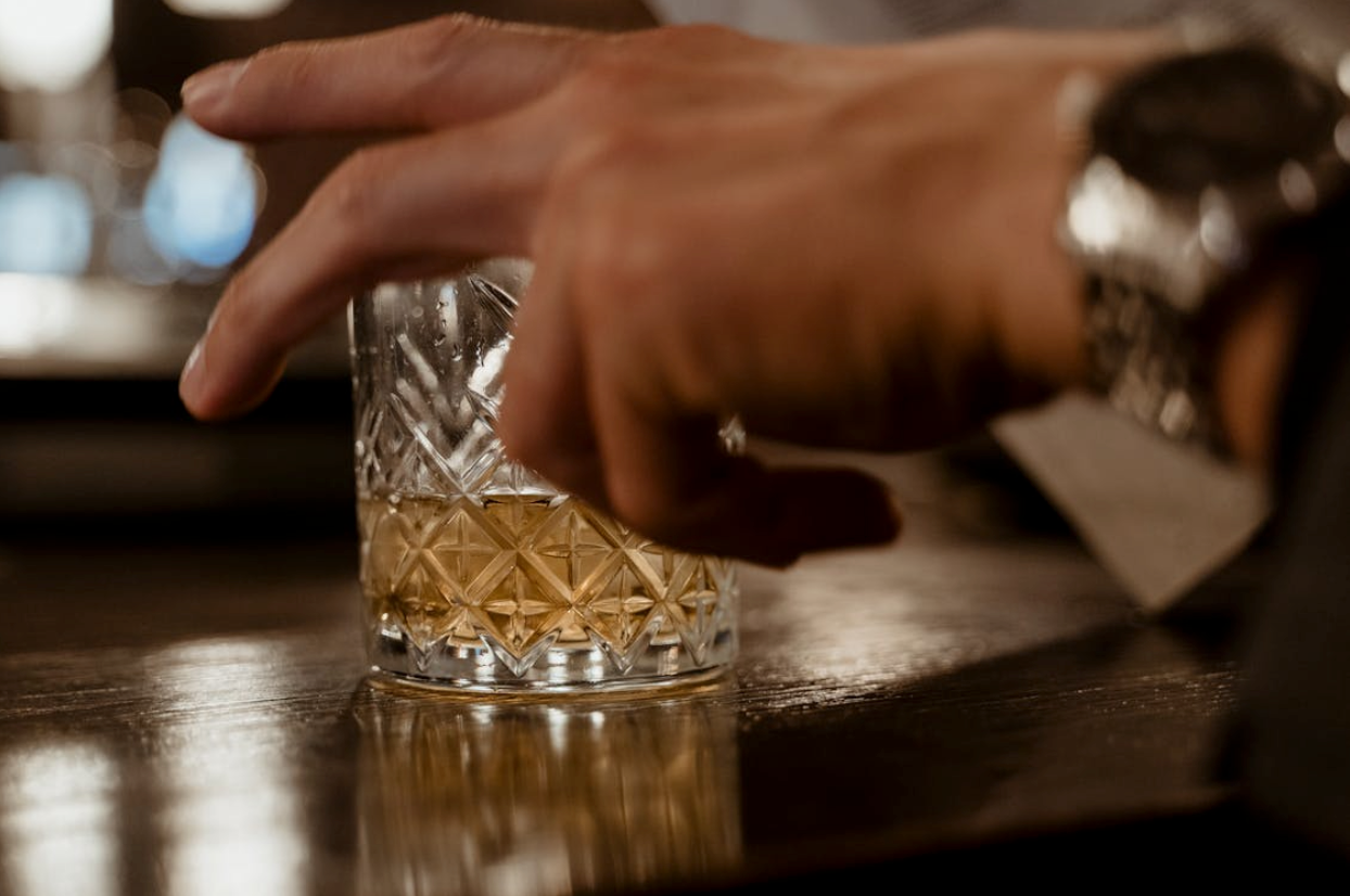 Top Eagle Rare Substitutes for Bourbon Lovers on a Budget